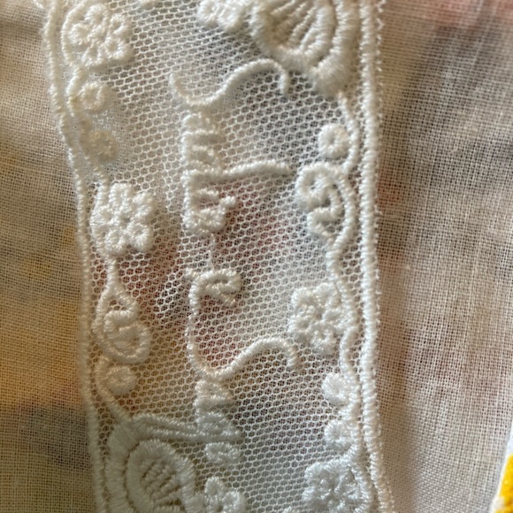 Beautiful Cold Shoulder Dress - Picture 7 of 8